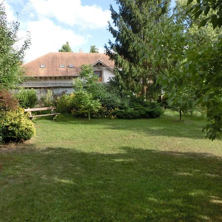 Pilis Apartman Piliscsaba Экстерьер фото