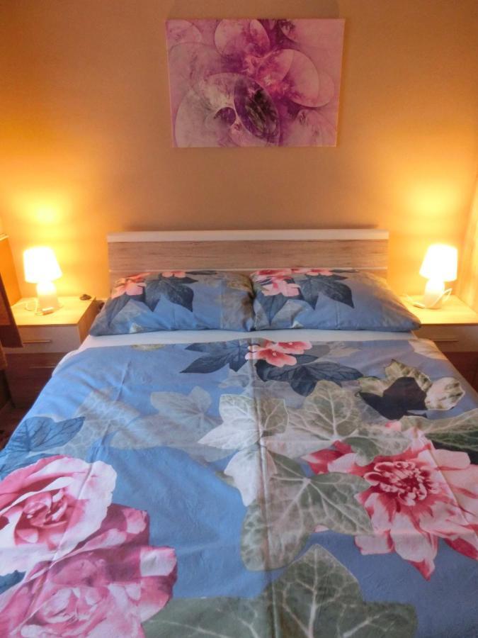 Pilis Apartman Piliscsaba Экстерьер фото