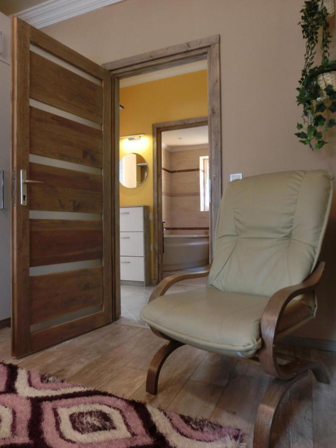 Pilis Apartman Piliscsaba Экстерьер фото