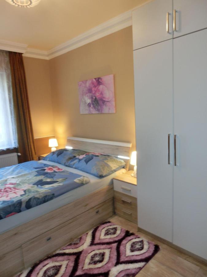 Pilis Apartman Piliscsaba Экстерьер фото