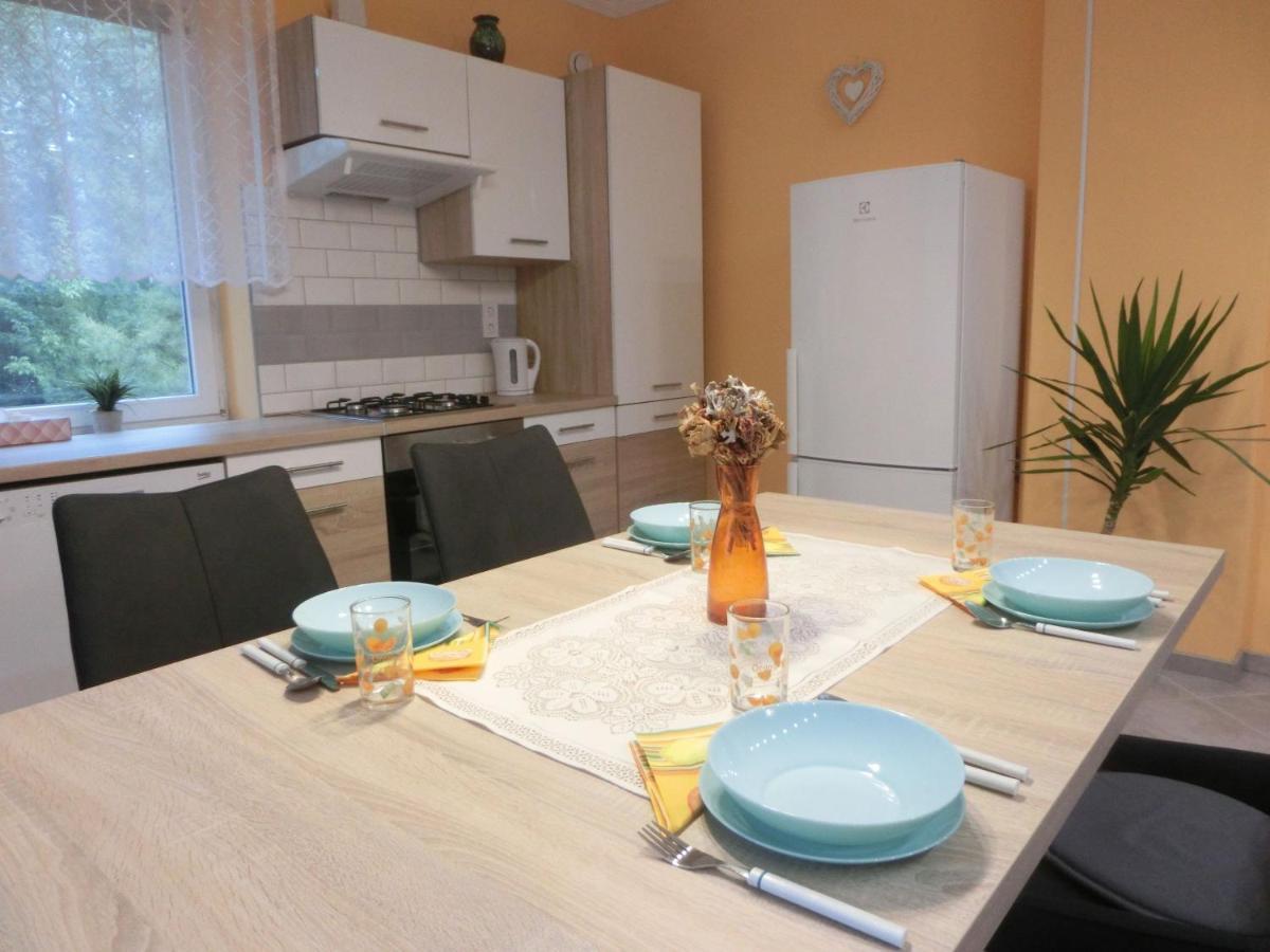 Pilis Apartman Piliscsaba Экстерьер фото