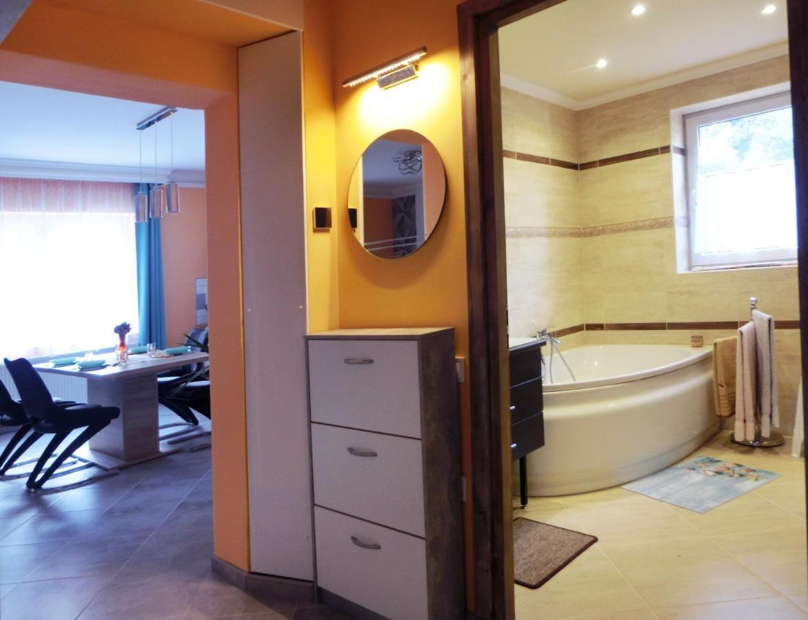 Pilis Apartman Piliscsaba Экстерьер фото